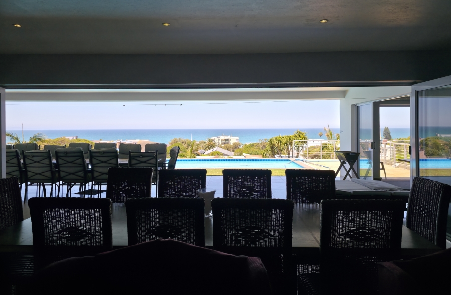 5 Bedroom Property for Sale in Jeffreys Bay Central Eastern Cape